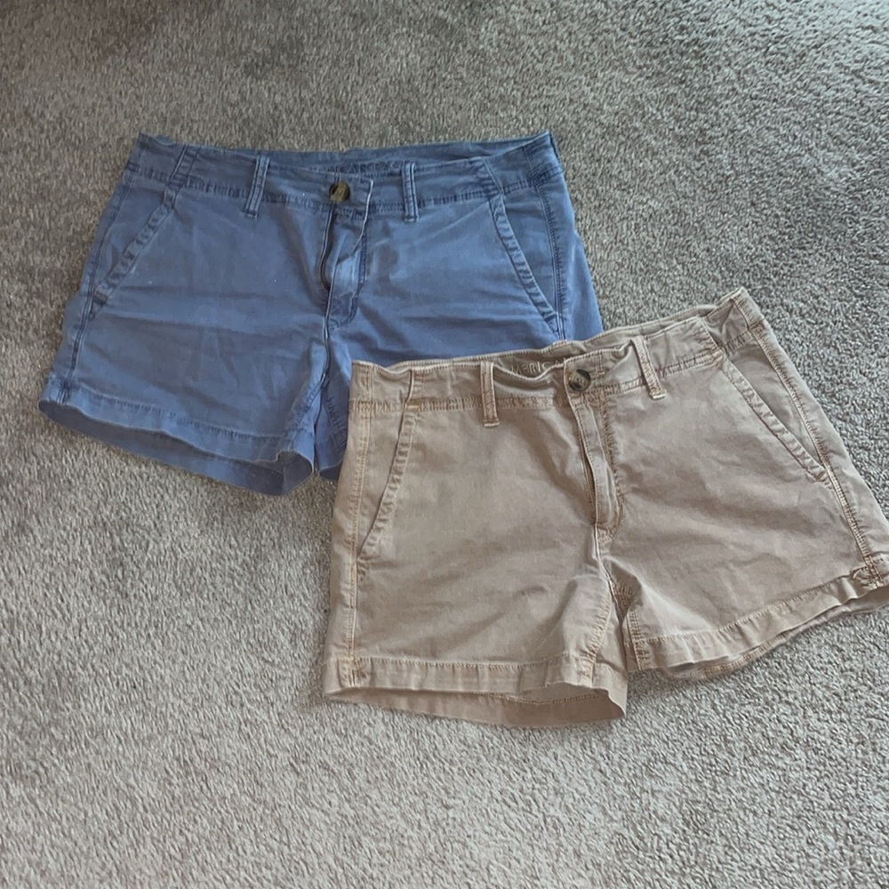 AE Super Stretch Khaki and Blue Midi Short — size 6
